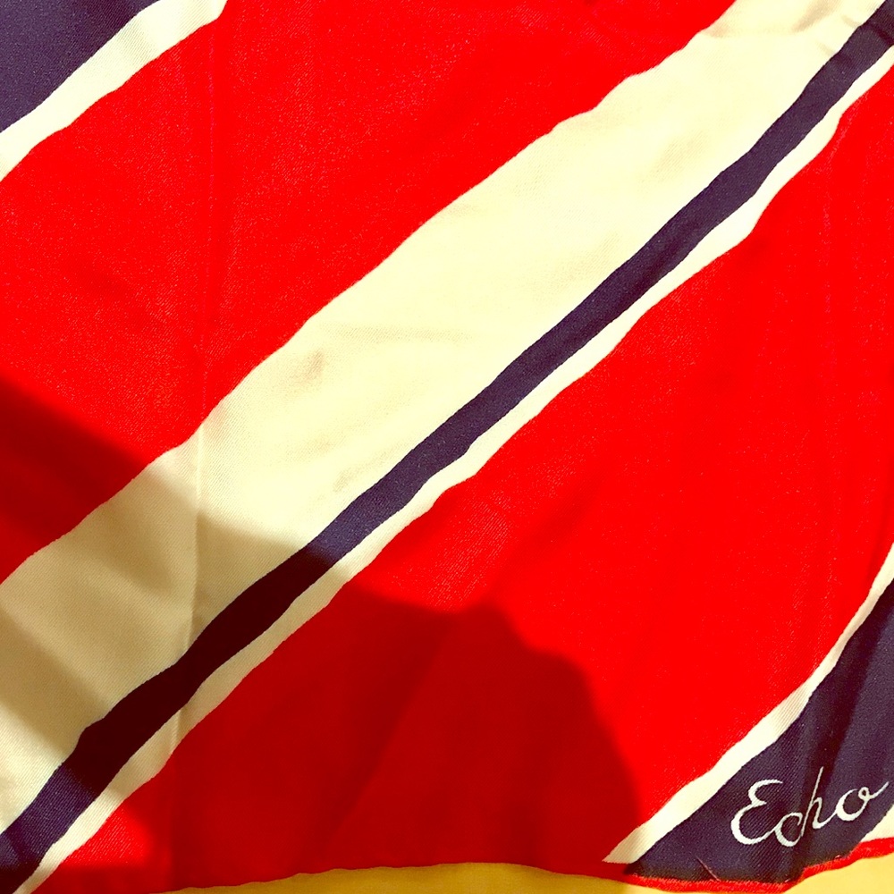 Echo vintage silk scarf (red)
